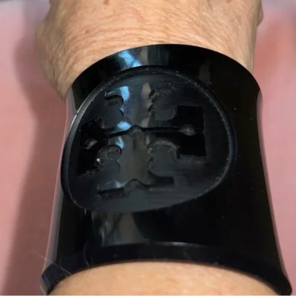 TORY BURCH Black Wide Resin Cuff Bracelet - Picture 2 of 4